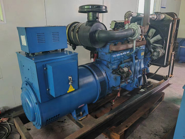 左权100kW柴油发电机组使用多级机油有哪些优缺点?